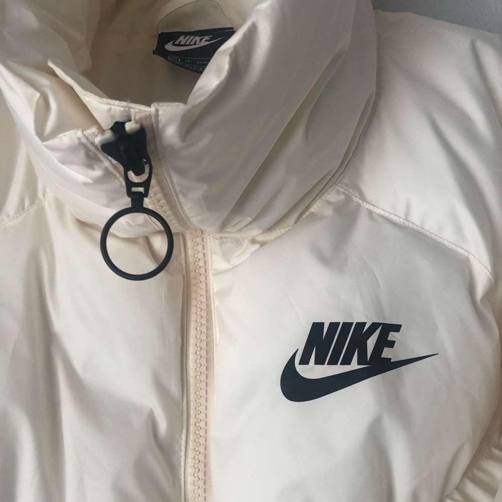 Nike Puffer Sportswear Synthetic Fill Jacket Ivory Cream - Picture 8 of 11